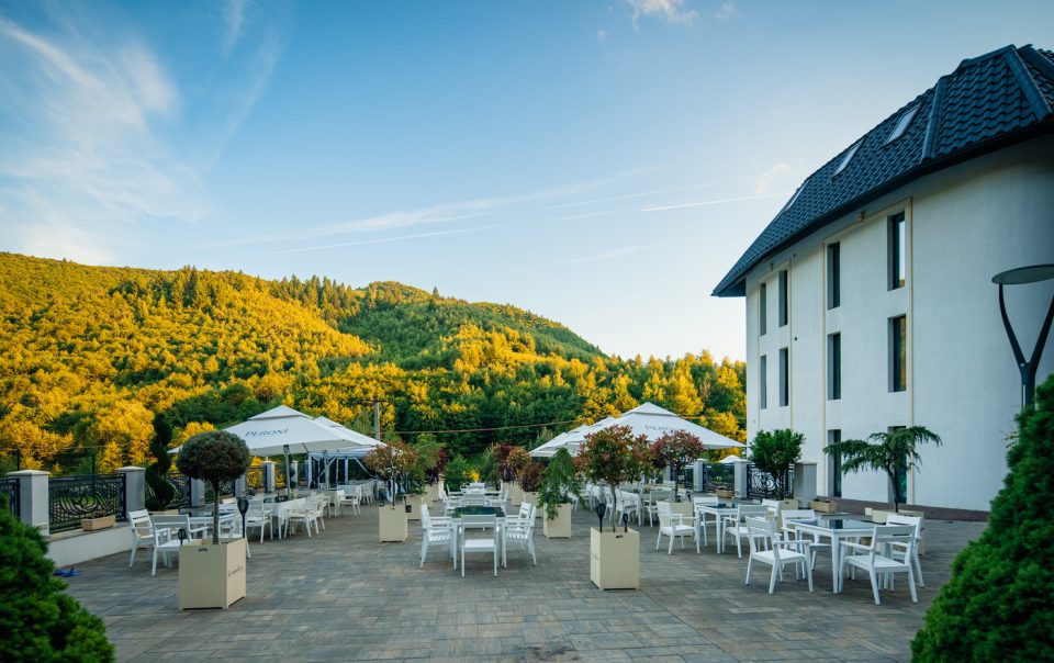 Restaurant Paltinis – Experienta culinara la altitudine in Marginimea Sibiului