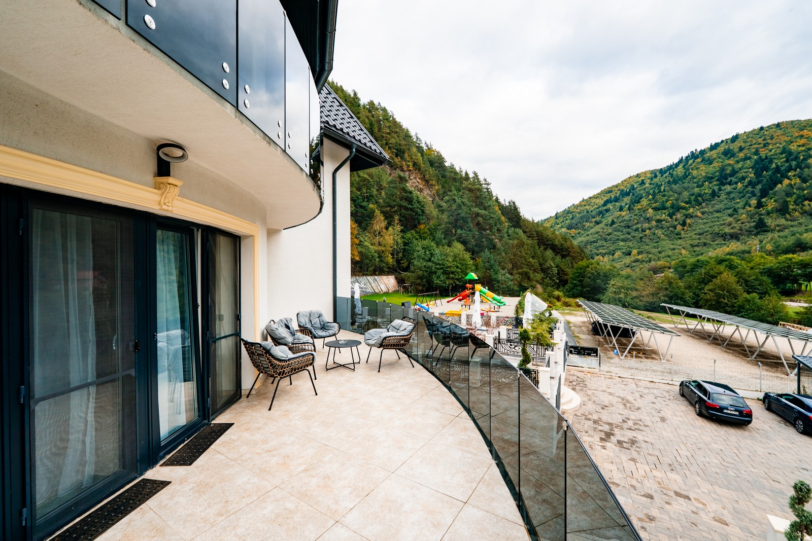 cazare hotel cu spa sibiu transilvania piscina iarna